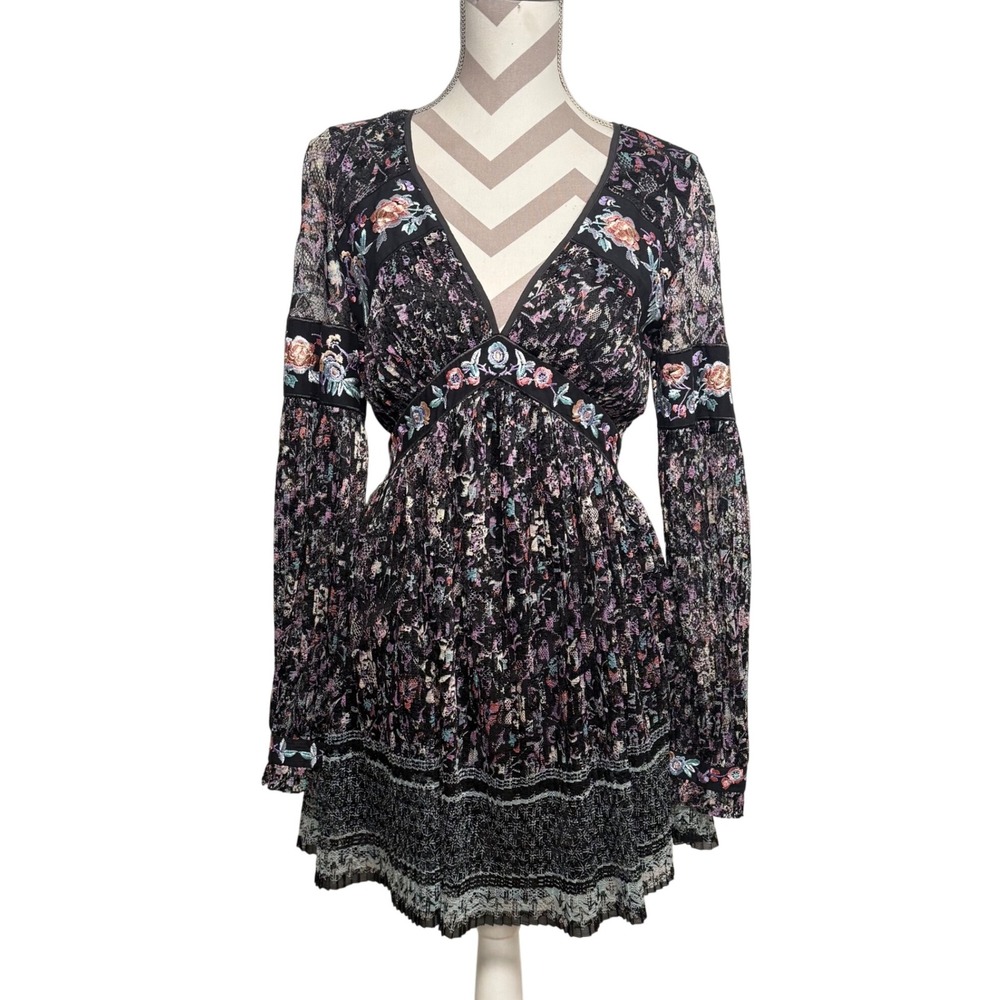 Free People Black‎ Cherry Blossom Dress, Floral Embroidery + Lace, Boho, Size 6